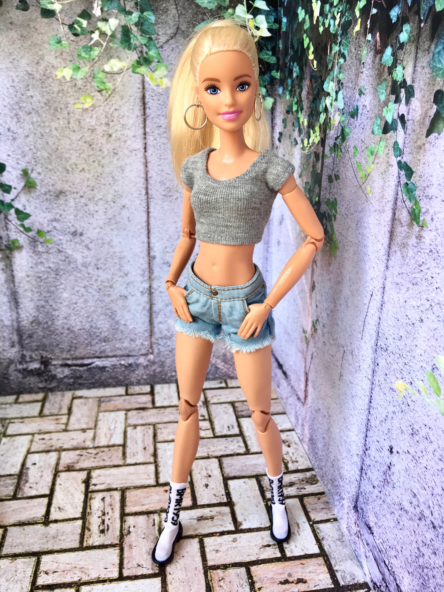 BQ-LUNE – Washed Denim Shorts for 11.5" 1/6 Scale Fashion Dolls - www.bouutique.com