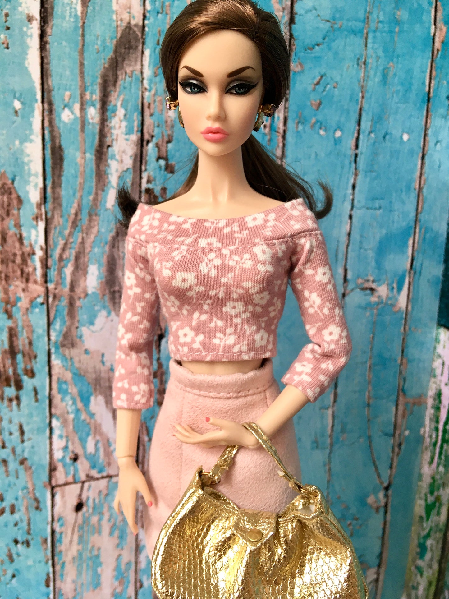 BQ-LUNIA – Off Shoulder Top with Flower Print for 12" Fashion Dolls - www.bouutiue.com