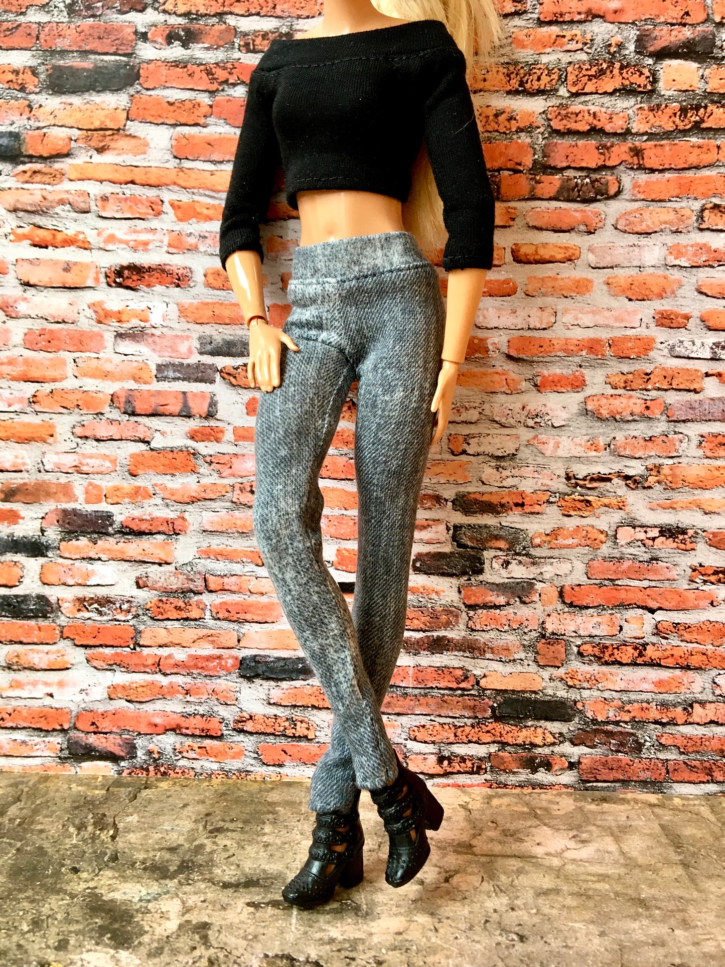 BQ‑SLATE – Gray Jeggings for 11.5" 1/6 Scale Fashion Dolls - www.bouutique.com