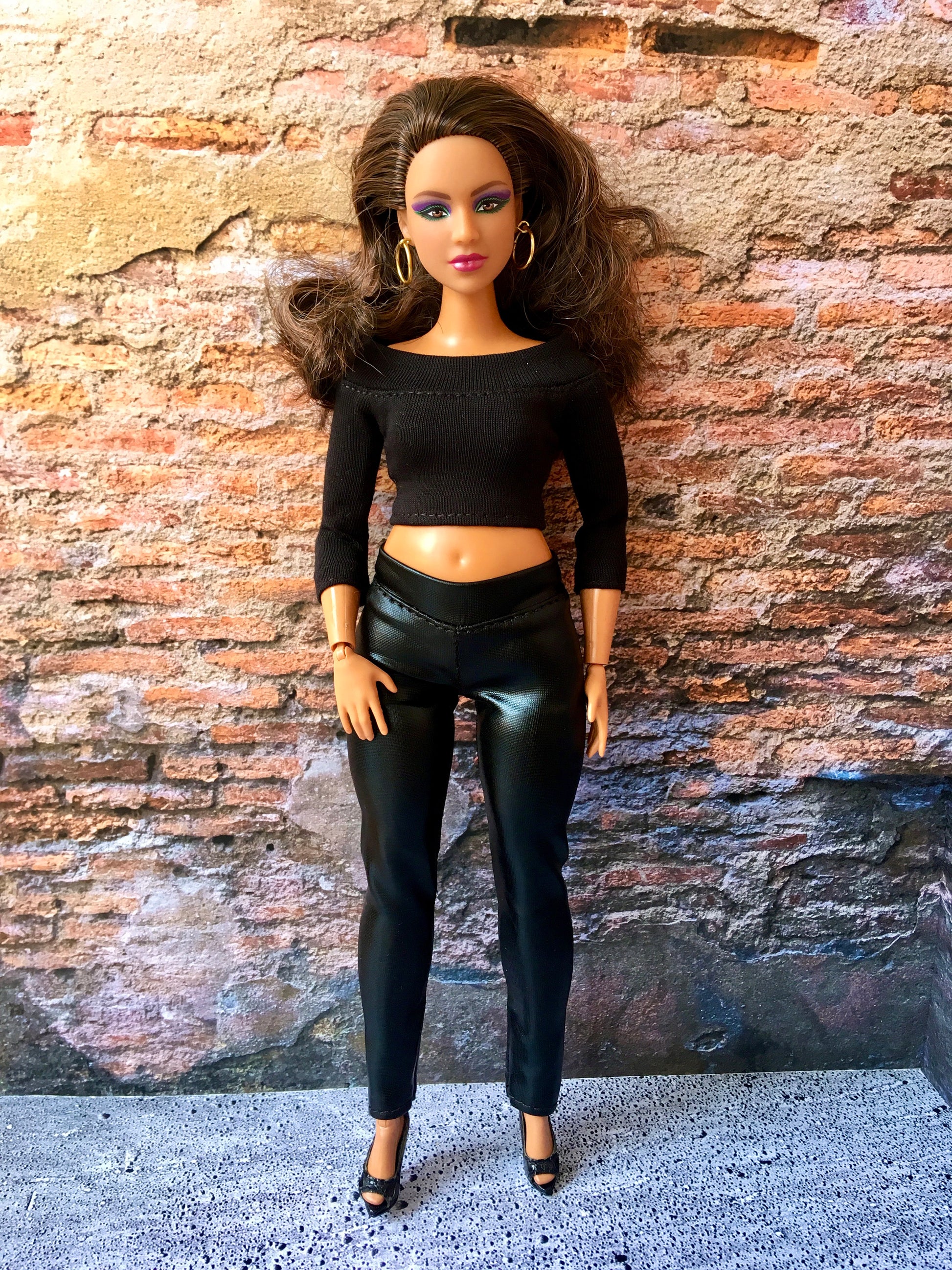 BQ-EBONY – Off-Shoulder Top for 11" 1/6 Scale Curvy Fashion Dolls - www.bouutique.com
