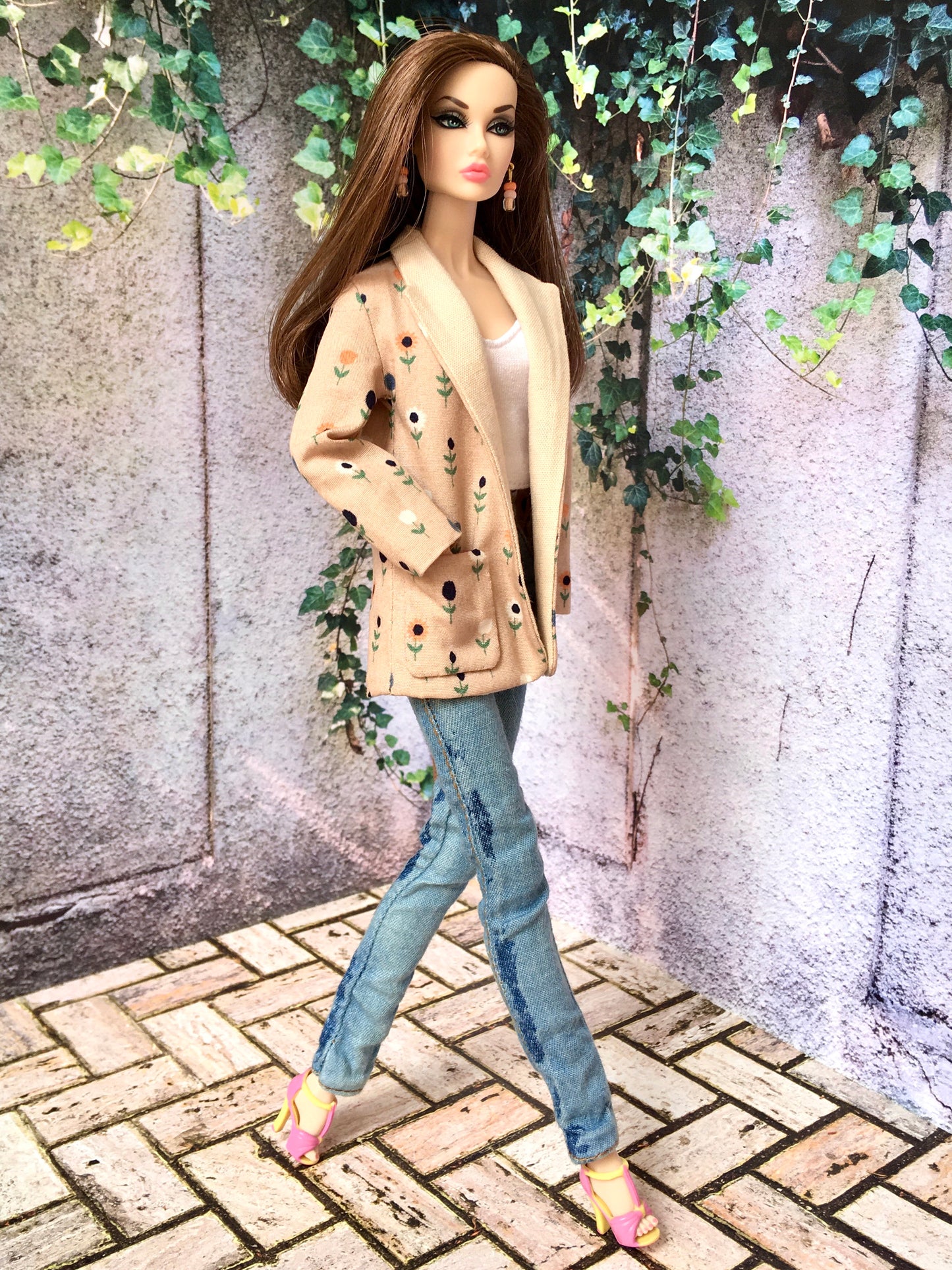 BQ‑DAISY – Květovaný blazer pro panenky 30 cm