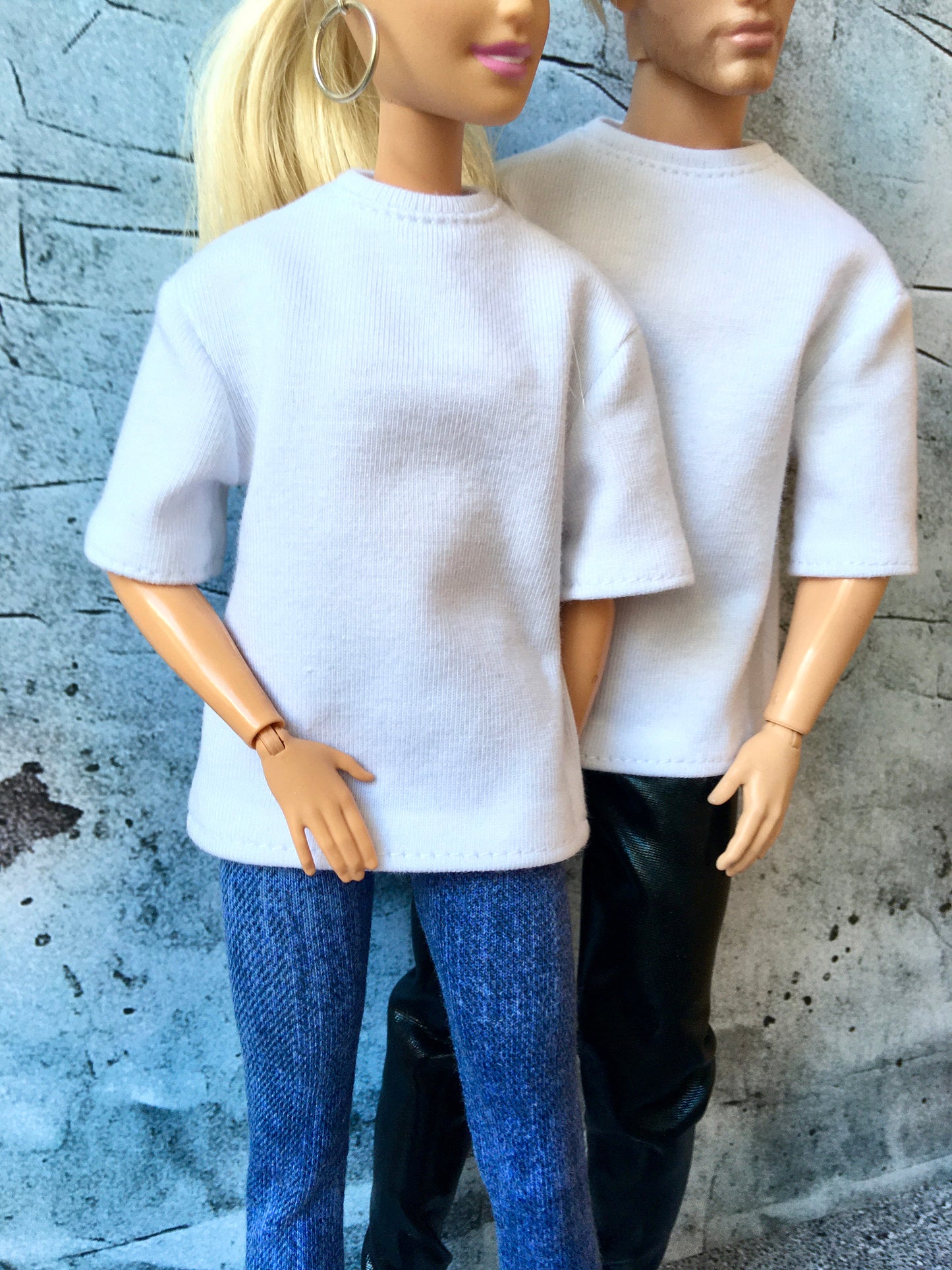 www.bouutique.com - Flowy Short Sleeve Oversized T-shirt for Dolls 11.5 Inch