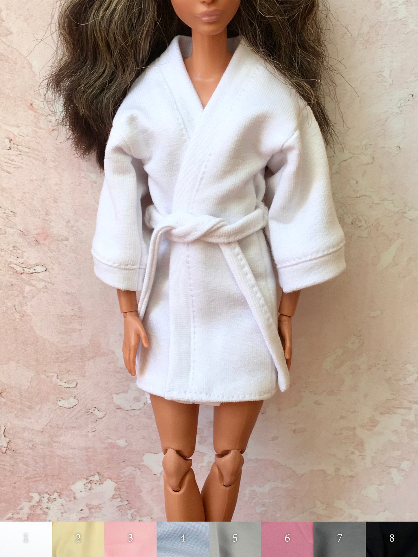 Bademantel für Puppen im Maßstab 1:6 | Morgenmantel für Puppen