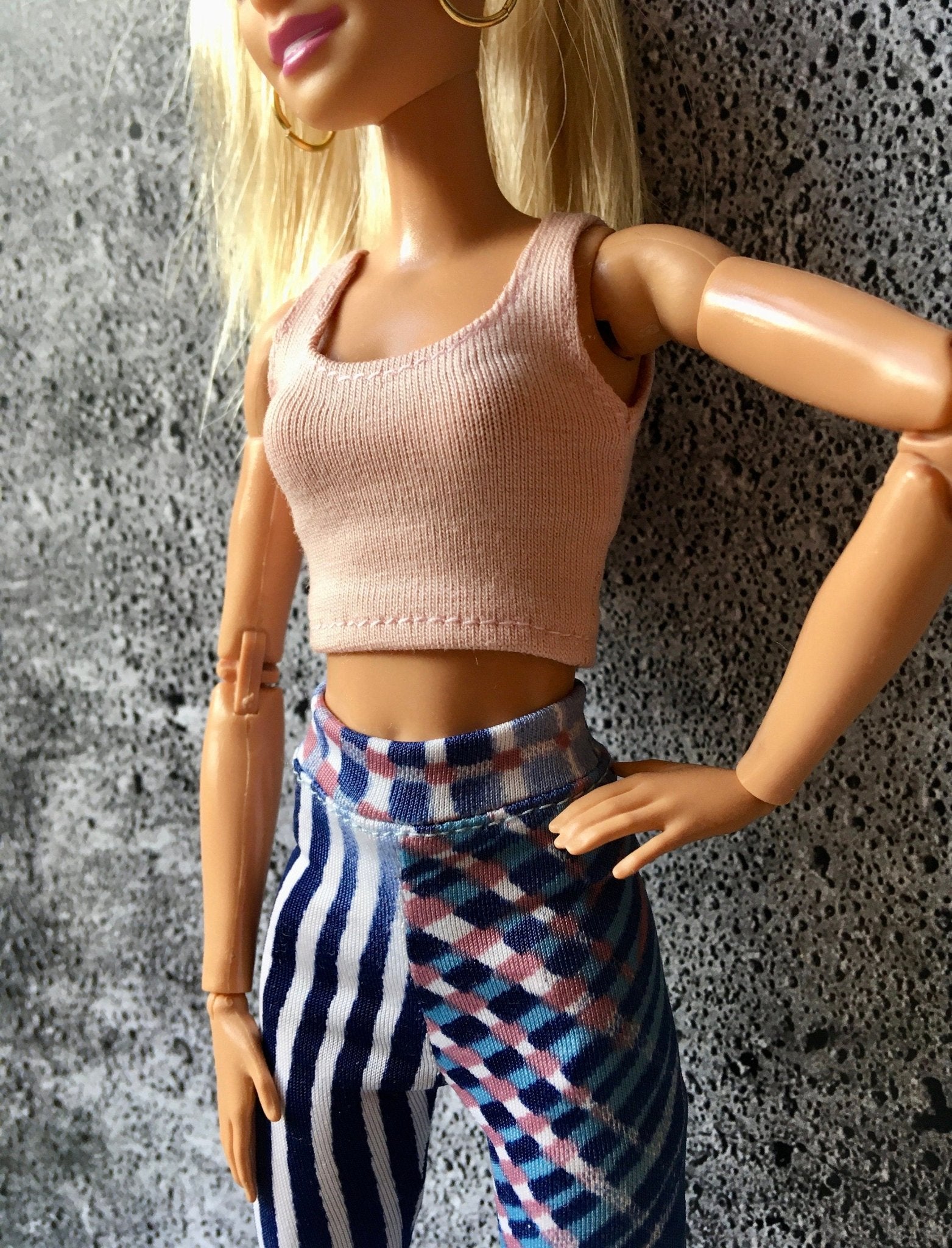 Power Crop Tank Top for Dolls 1/6-scale, 11.5 Inch, many colors - Bouutique.com