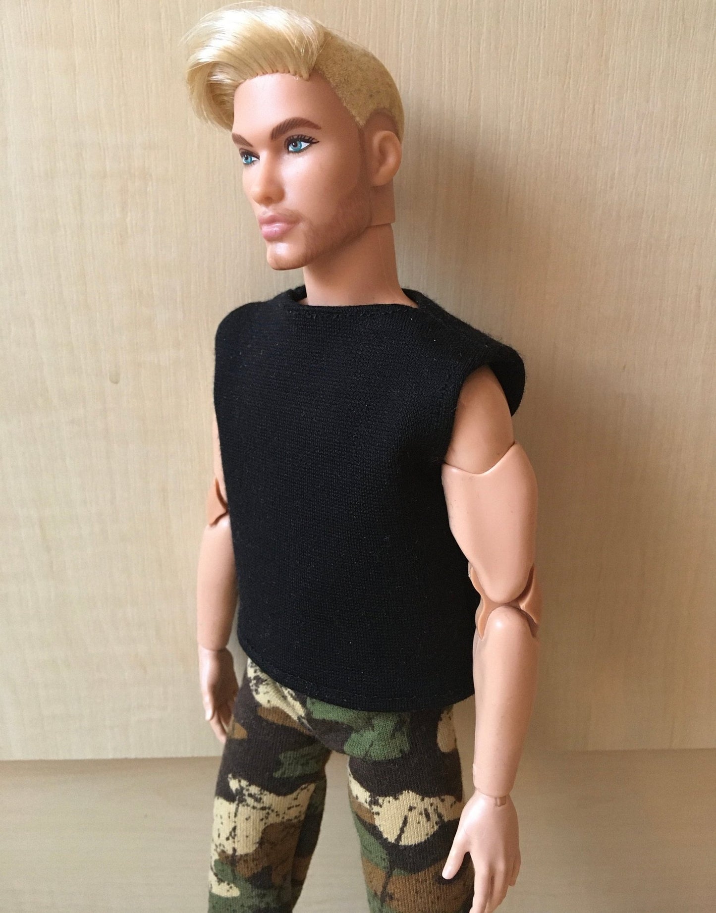 Basic Sleeveless T-shirt for Ken Doll - many colors - Bouutique.com