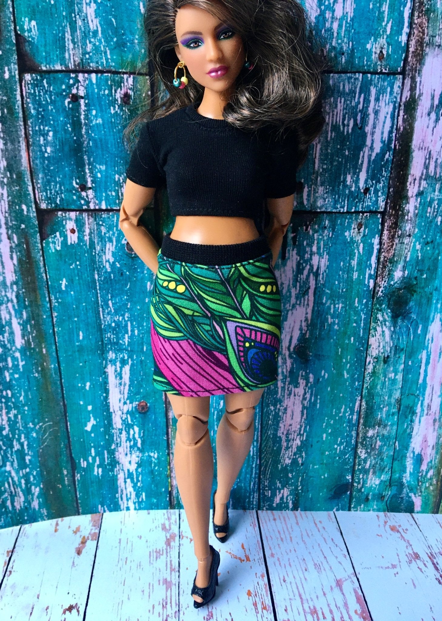 Foliage Colorful Print Skirt for Curvy Dolls 1/6-scale - Bouutique.com