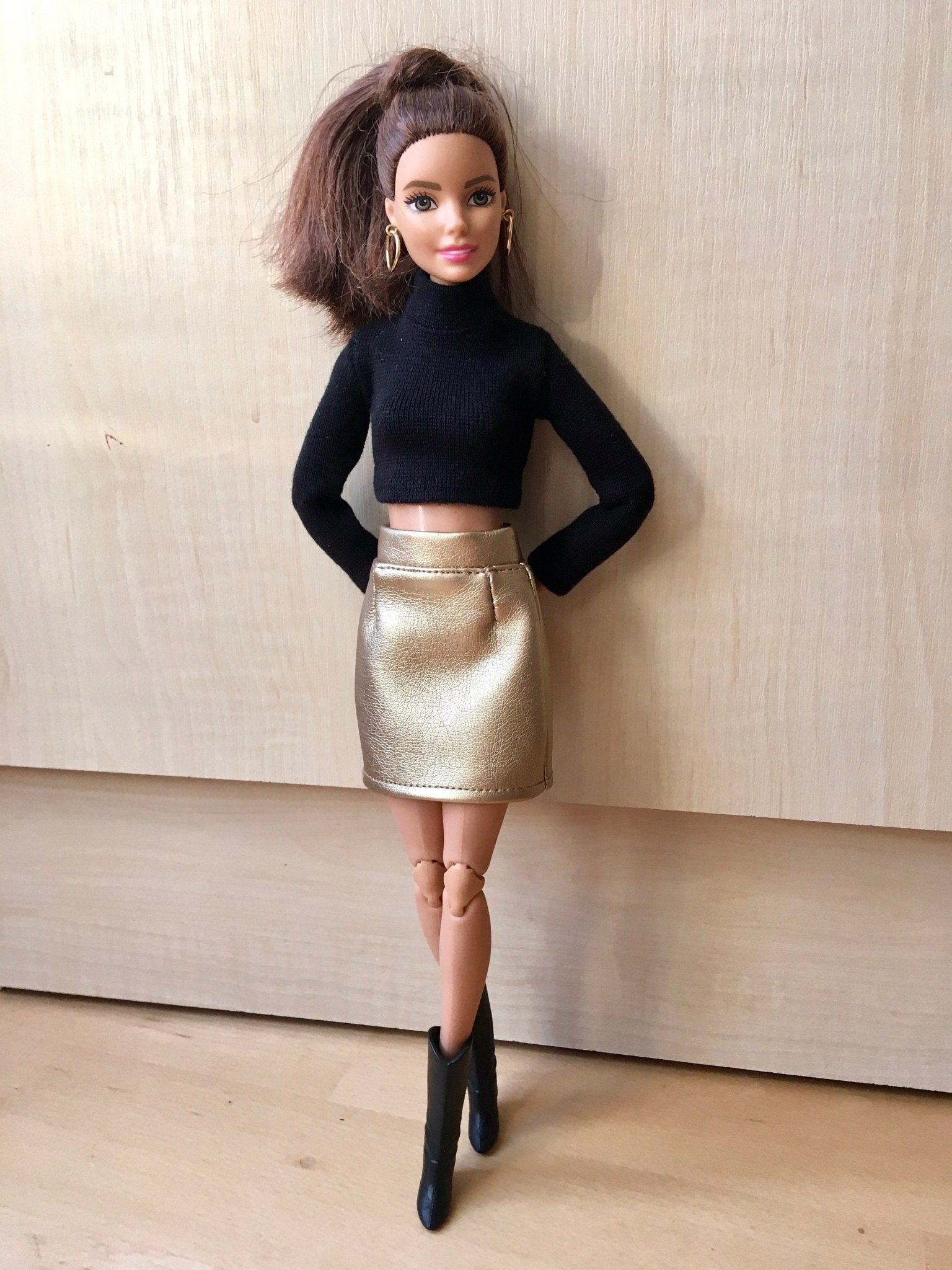 Raven Faux Leather Pencil Skirt for Doll 1/6-scale, 11.5 Inch, 3 colors - Bouutique.com