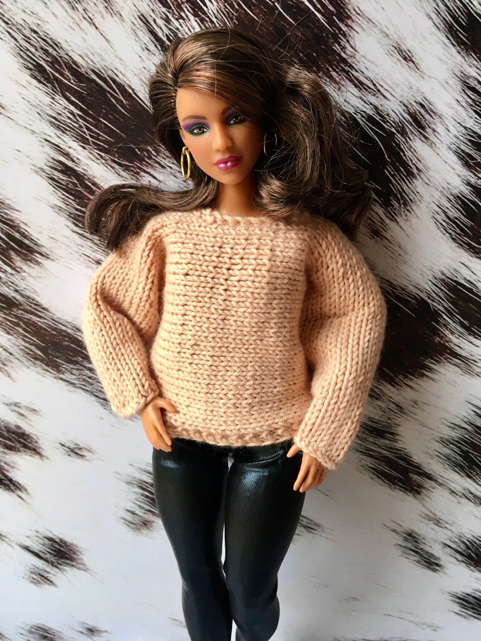 Knit Bat Sleeve Sweater for Curvy Doll 1/6-scale | Knitted Doll Clothes - in 3 colors - Bouutique.com