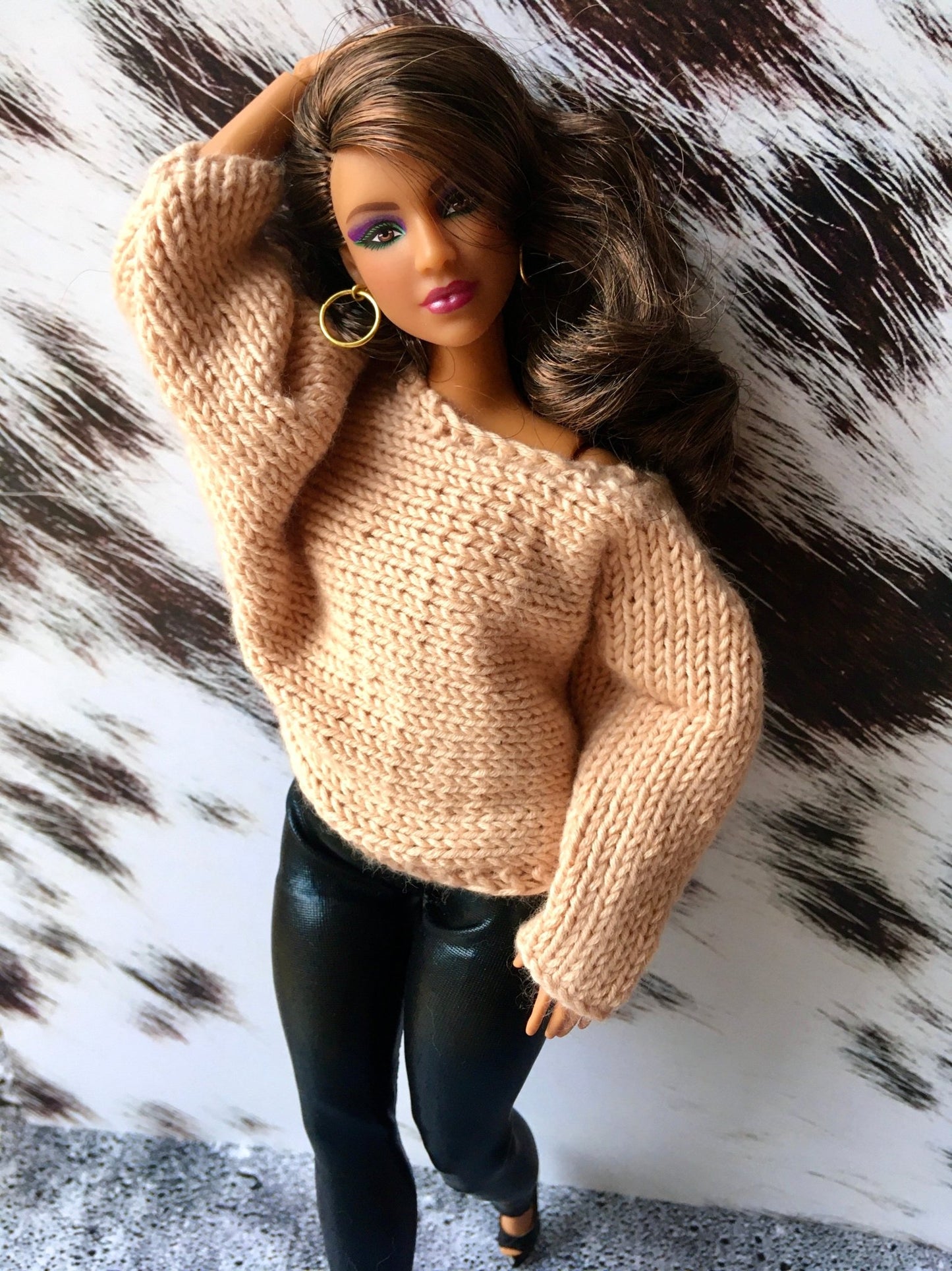 Knit Bat Sleeve Sweater for Curvy Doll 1/6-scale | Knitted Doll Clothes - in 3 colors - Bouutique.com