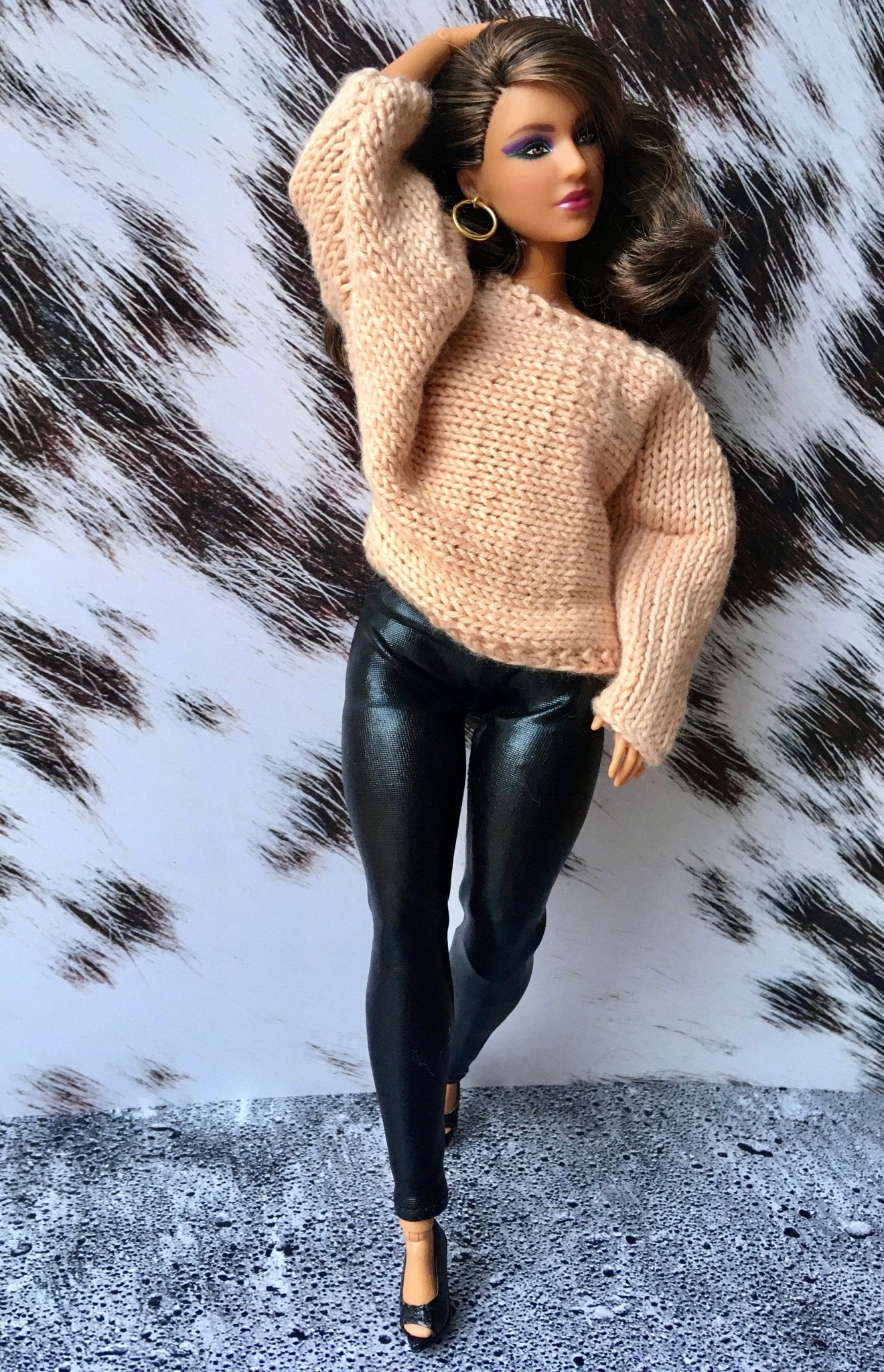 Knit Bat Sleeve Sweater for Curvy Doll 1/6-scale | Knitted Doll Clothes - in 3 colors - Bouutique.com