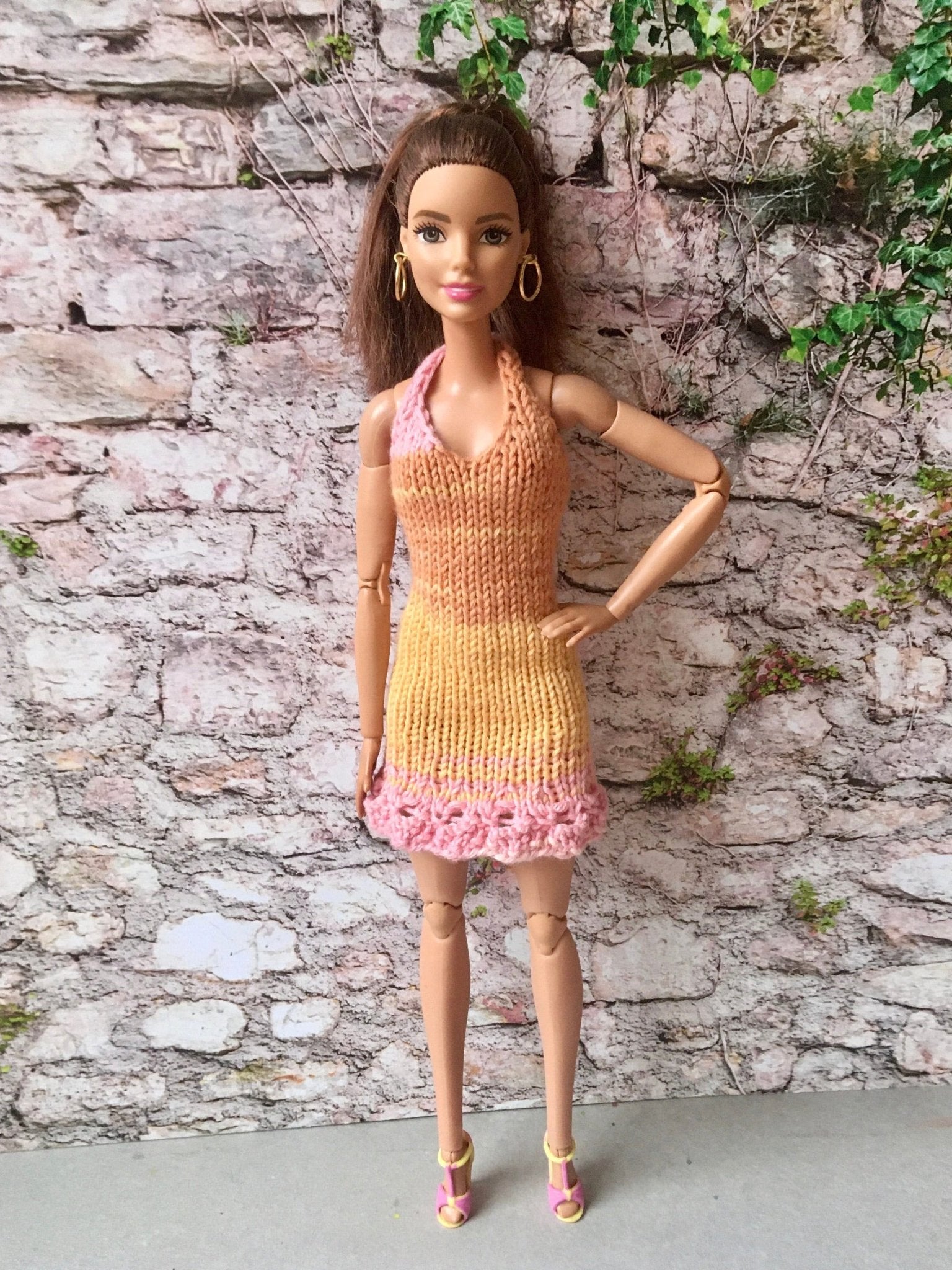 Fiber Knit Halter Dress for Doll 1/6-scale, 11.5. Inch, 2 colors - Bouutique.com