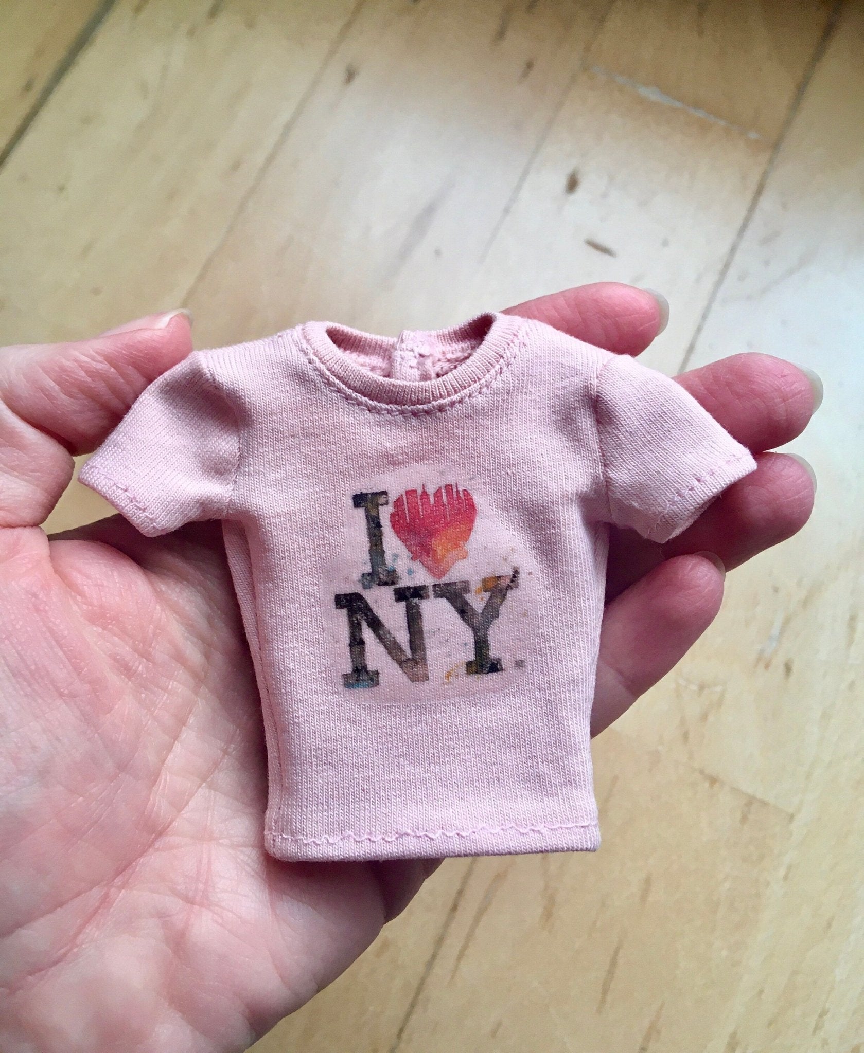 Vital Print T-shirt with "I Love NY" Design for Doll 1/6-scale, 11.5 Inch - Bouutique.com