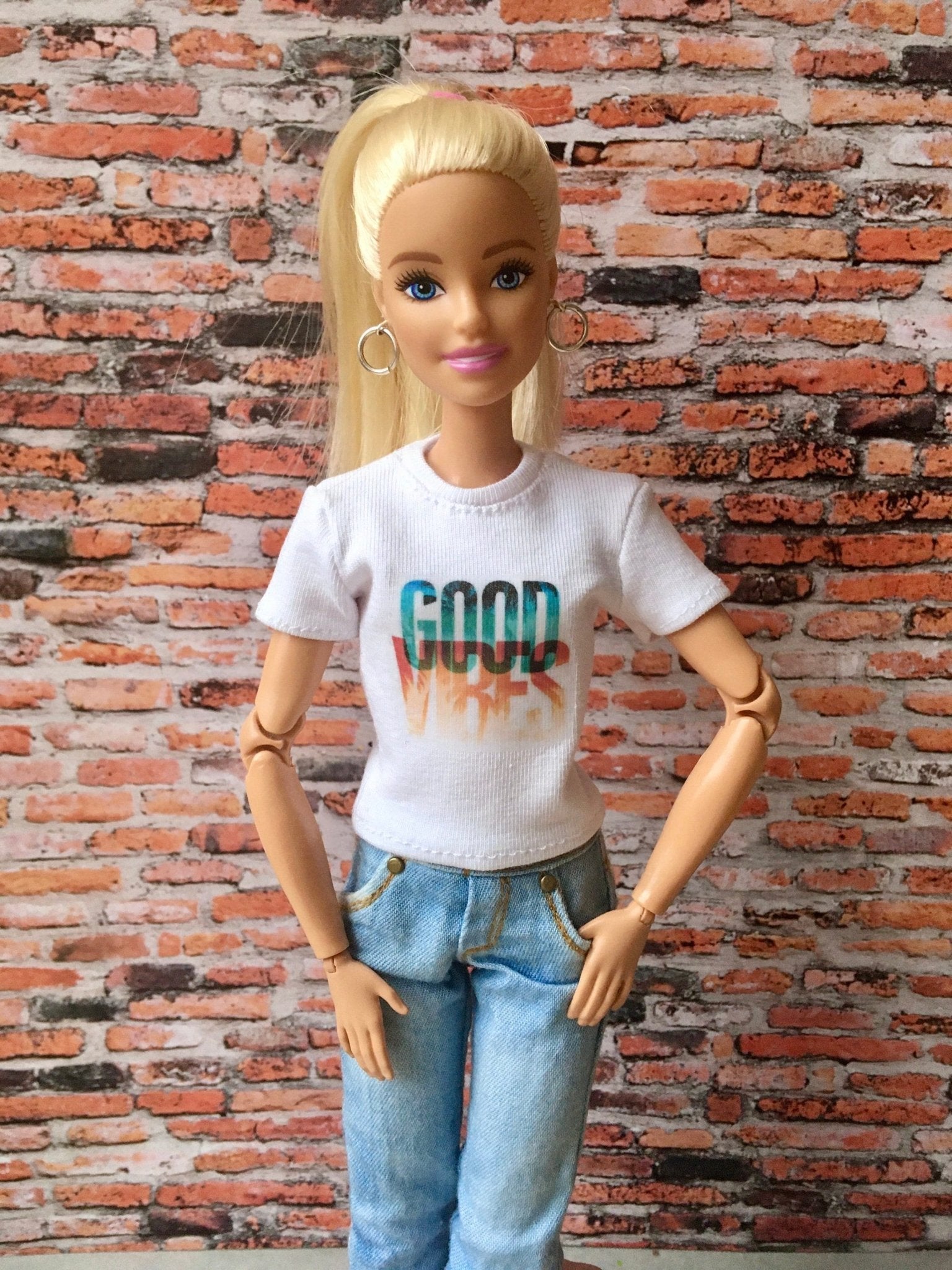Vital Print T-shirt "good vibes" Design for Doll 1/6-scale, 11.5 Inch - Bouutique.com